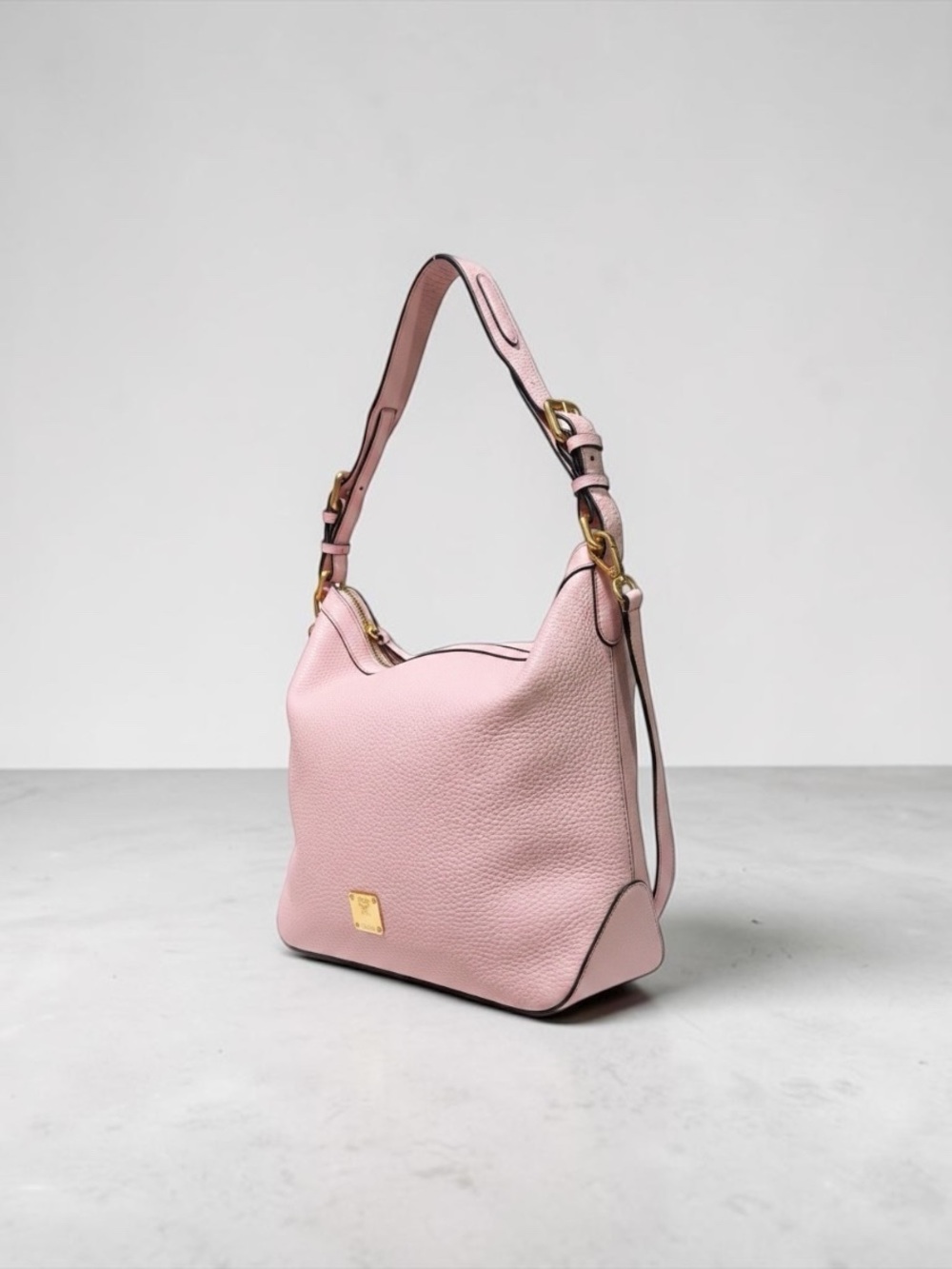 MCM Blush Pink Pebbled Leather Hobo Crossbody Bag Gold Hardware Dust Bag - Picture 1 of 16